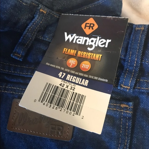 FR Men’s Wrangler Jeans 42x32 - Picture 4 of 8